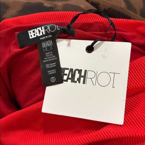 Beach Riot Celine One Shoulder One Piece Swimsuit in Neon Pink/Red SZ S NWT - Picture 4 of 4